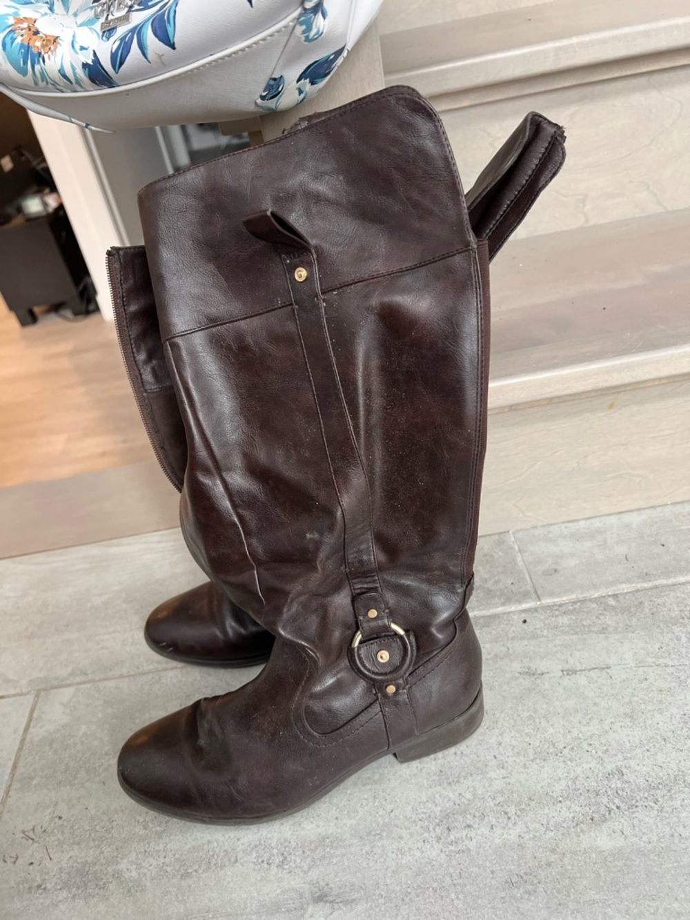 Denver Hayes boots size 10 wide calf